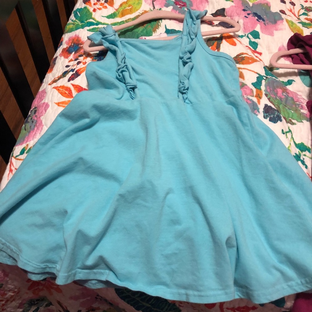 Dresses - Picture 2 of 2